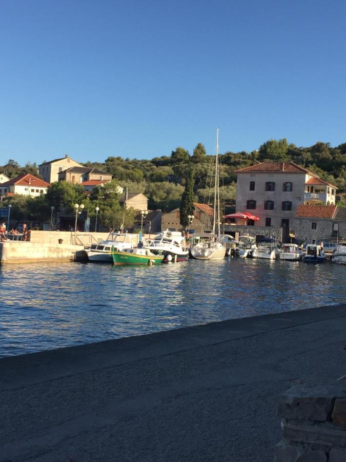 Mali Iz * Zadar
